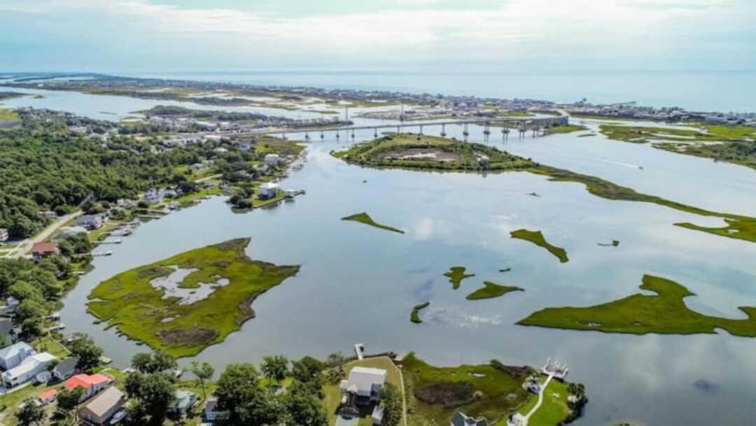 Surf City 2Br Park Home With Waterfront View And Parking Exterior foto