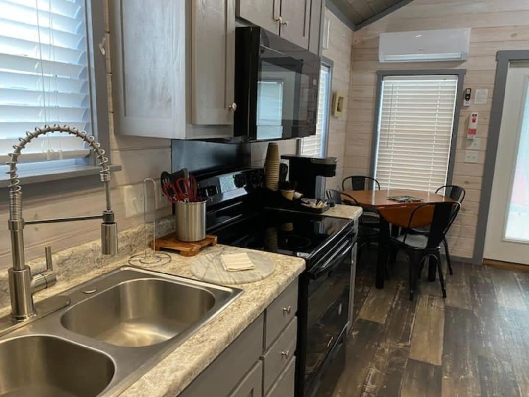 Surf City 2Br Park Home With Waterfront View And Parking Exterior foto